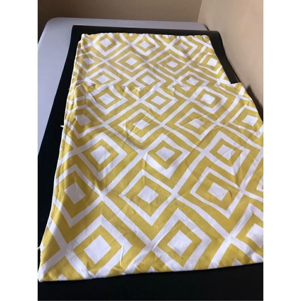 Throw Pillow Cover Sham Case   18”x 18” Yellow & White
